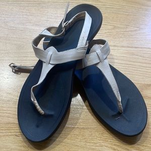 Olukai Leather Sandals